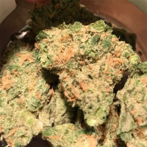 Golden pineapple - Image 2